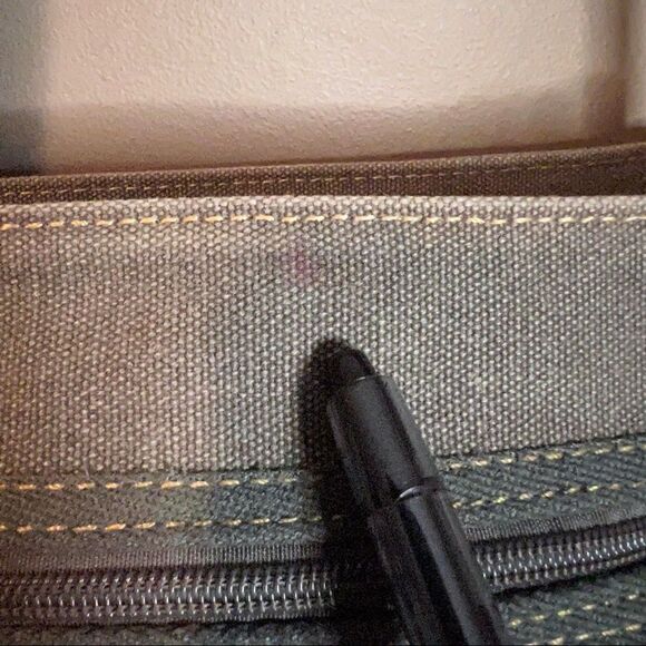 3 for $30! Cargoit canvas shoulder bad with adjustable strap. - Picture 4 of 12